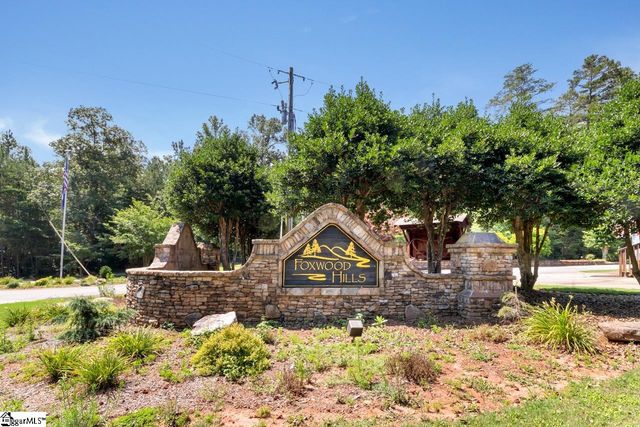 152 Quail Hollow Circle, Westminster, SC 29693