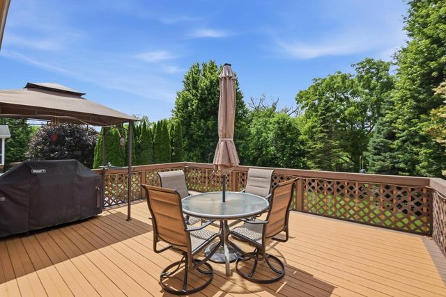 738 Weald Bridge Road, Cottage Grove, WI 53527