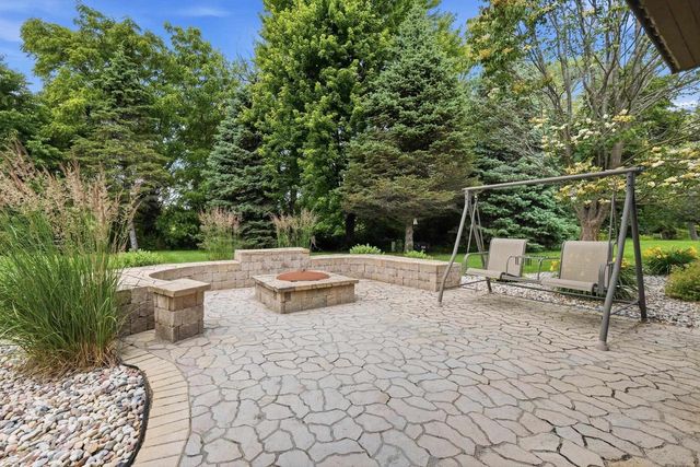 738 Weald Bridge Road, Cottage Grove, WI 53527