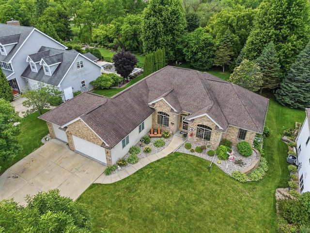 738 Weald Bridge Road, Cottage Grove, WI 53527