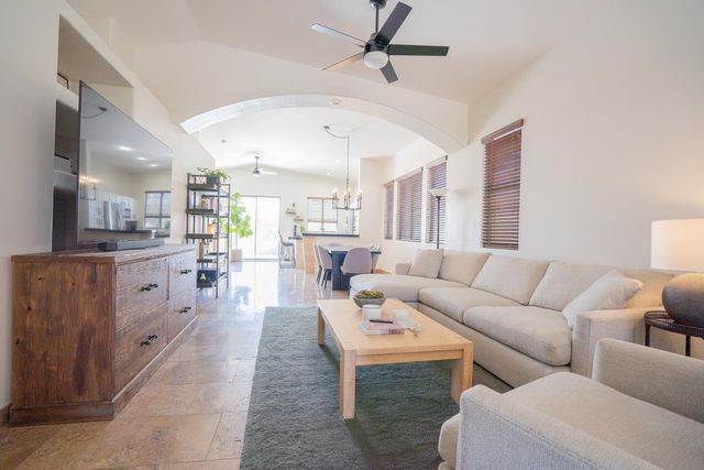 5039 E Lucia Drive, Cave Creek, AZ 85331