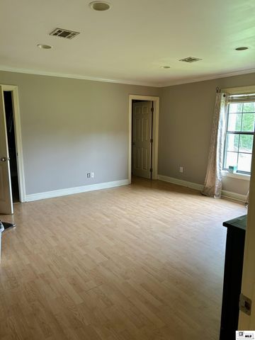 915 NEW CHAPEL HILL ROAD, Calhoun, LA 71225