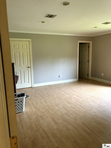 915 NEW CHAPEL HILL ROAD, Calhoun, LA 71225