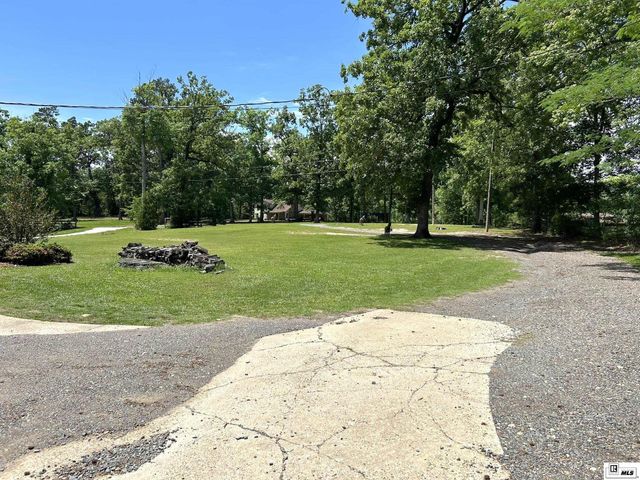 915 NEW CHAPEL HILL ROAD, Calhoun, LA 71225