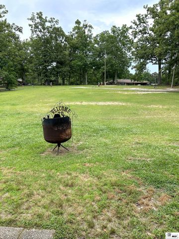 915 NEW CHAPEL HILL ROAD, Calhoun, LA 71225
