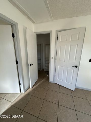 1282 Abagail Drive, Deltona, FL 32725