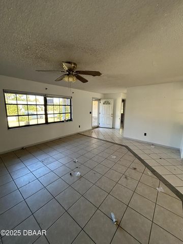 1282 Abagail Drive, Deltona, FL 32725