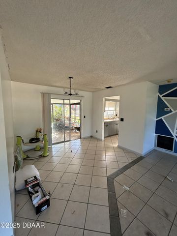 1282 Abagail Drive, Deltona, FL 32725