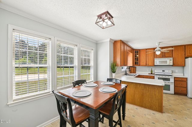 1320 Sunswept Circle, Raleigh, NC 27603