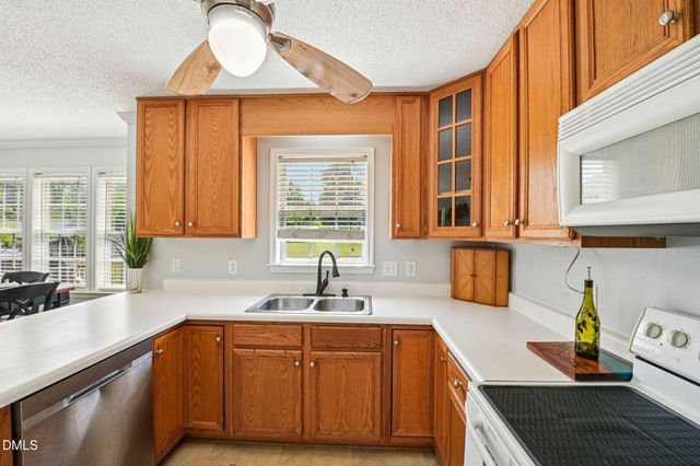 1320 Sunswept Circle, Raleigh, NC 27603