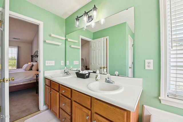 1320 Sunswept Circle, Raleigh, NC 27603