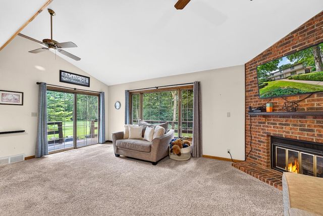 3420 Taurus DRIVE, Racine, WI 53406
