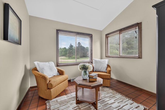 3420 Taurus DRIVE, Racine, WI 53406