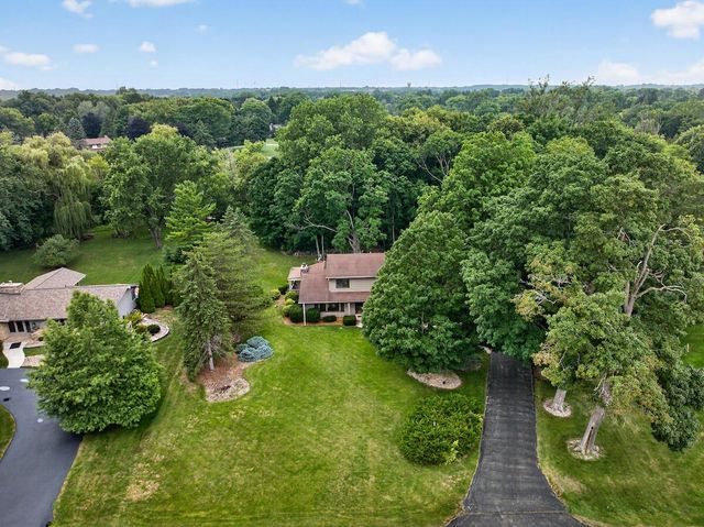 3420 Taurus DRIVE, Racine, WI 53406