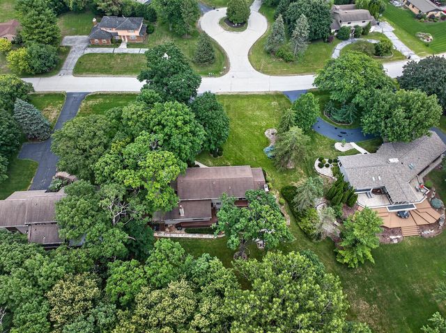 3420 Taurus DRIVE, Racine, WI 53406
