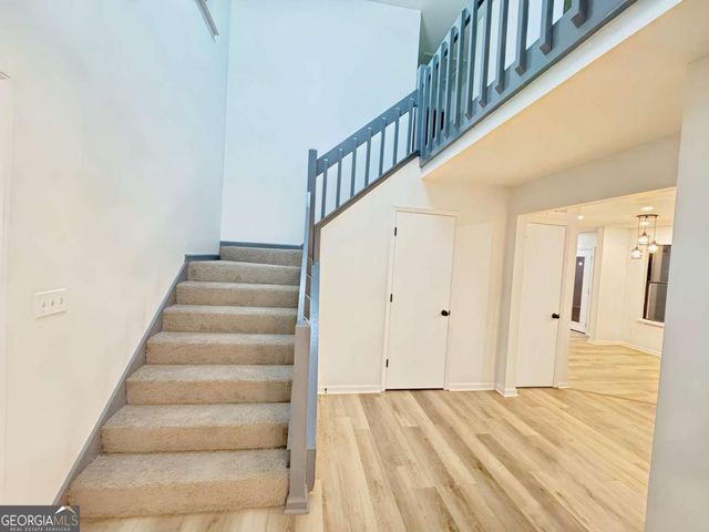 1486 Kelleys Close, Stone Mountain, GA 30088