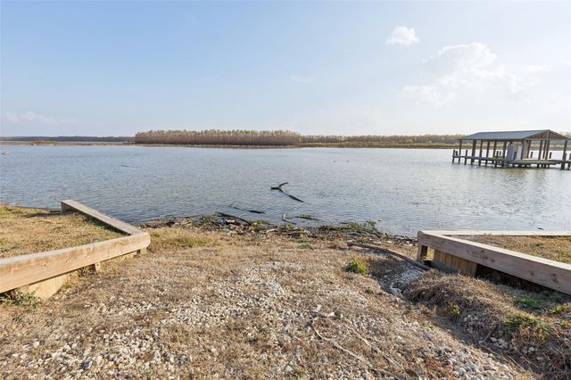 384 Lonesome Dove Trail, Trinity, TX 75862