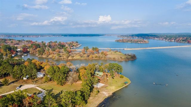 384 Lonesome Dove Trail, Trinity, TX 75862