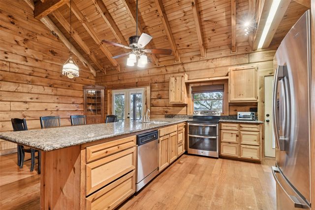 384 Lonesome Dove Trail, Trinity, TX 75862