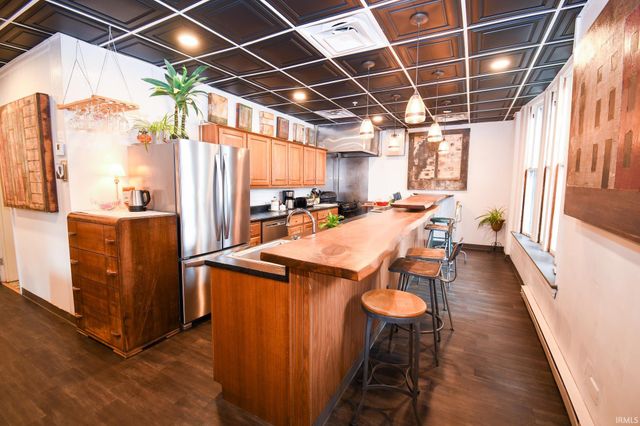 533 W Washington Boulevard, Fort Wayne, IN 46802