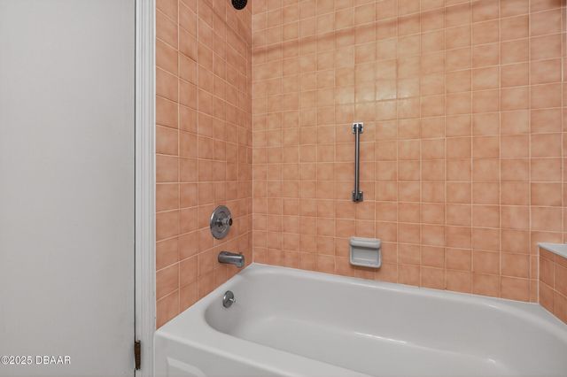 256 Palm Sparrow Court, Daytona Beach, FL 32119