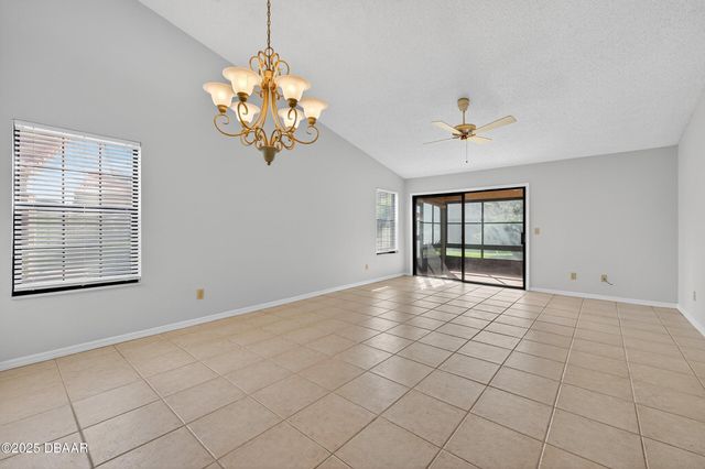 256 Palm Sparrow Court, Daytona Beach, FL 32119