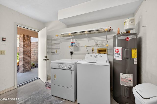 256 Palm Sparrow Court, Daytona Beach, FL 32119