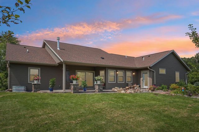 376 220th Street, Osceola, WI 54020