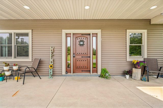 376 220th Street, Osceola, WI 54020