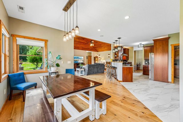 376 220th Street, Osceola, WI 54020