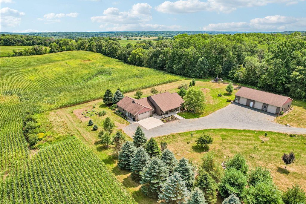 376 220th Street, Osceola, WI 54020
