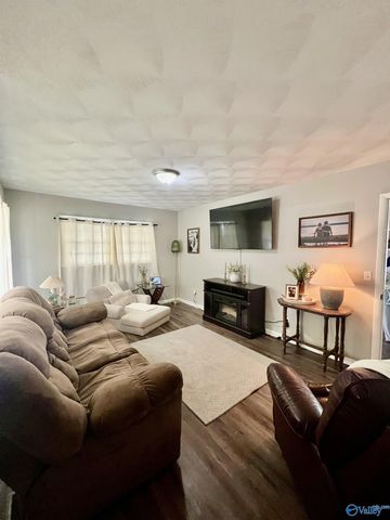 1413 2nd Street NE, Arab, AL 35016