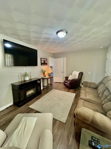 1413 2nd Street NE, Arab, AL 35016