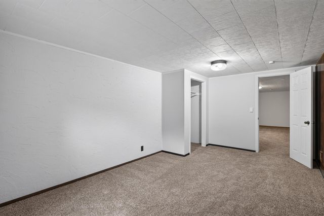 11601 Georgia Avenue N, Champlin, MN 55316