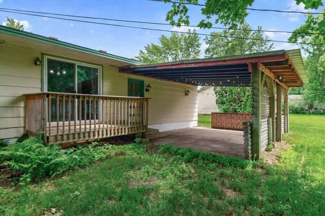 11601 Georgia Avenue N, Champlin, MN 55316
