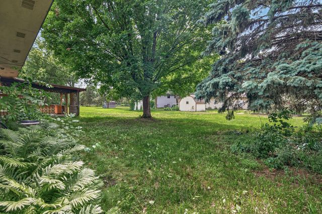 11601 Georgia Avenue N, Champlin, MN 55316
