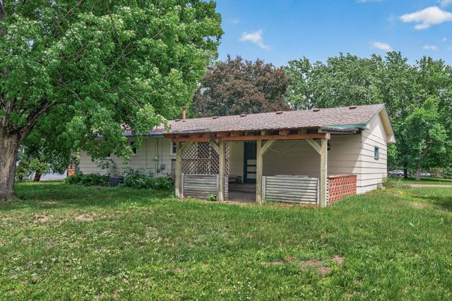 11601 Georgia Avenue N, Champlin, MN 55316