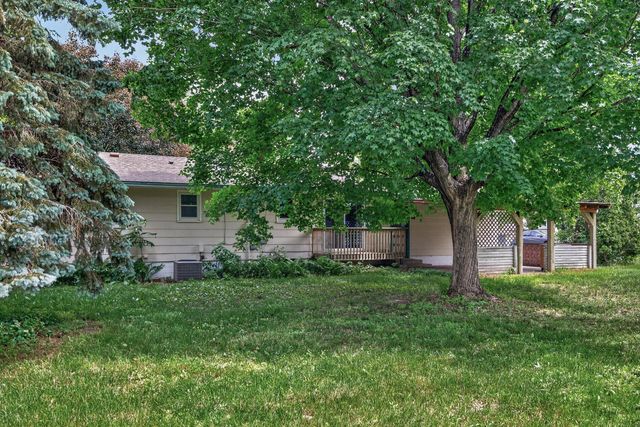 11601 Georgia Avenue N, Champlin, MN 55316
