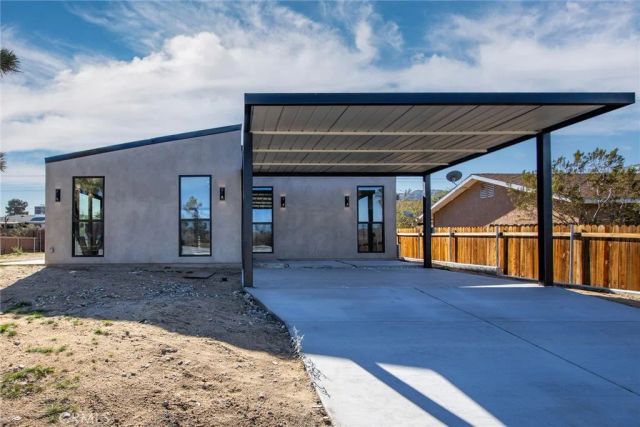 61523 Capilla Drive, Joshua Tree, CA 92252