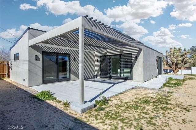 61523 Capilla Drive, Joshua Tree, CA 92252