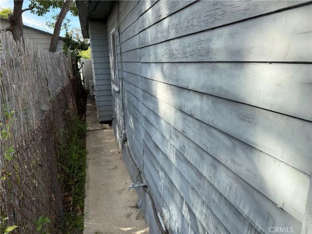 5650 Denny, North Hollywood, CA 91601