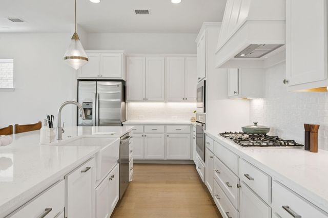 9348 Charlie Lane, Dallas, TX 75238