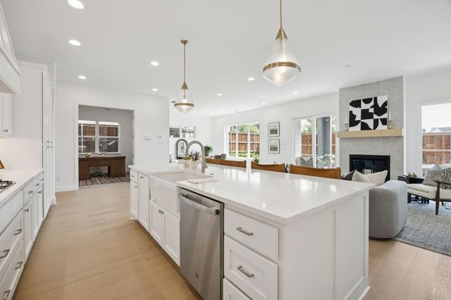 9348 Charlie Lane, Dallas, TX 75238