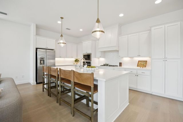 9348 Charlie Lane, Dallas, TX 75238