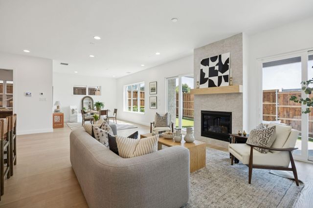 9348 Charlie Lane, Dallas, TX 75238