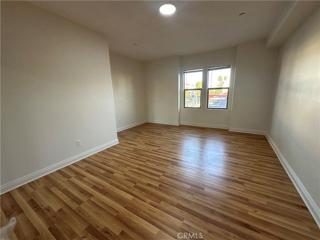 12916 MOORPARK Street 201, Studio City, CA 91406