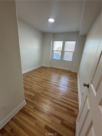 12916 MOORPARK Street 201, Studio City, CA 91406