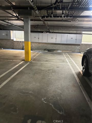 12916 MOORPARK Street 201, Studio City, CA 91406