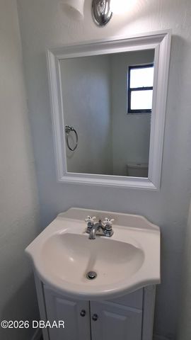 196 W Sandalwood Court, Daytona Beach, FL 32119