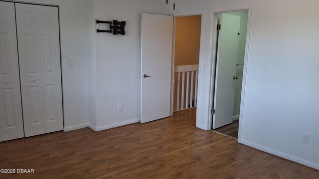 196 W Sandalwood Court, Daytona Beach, FL 32119